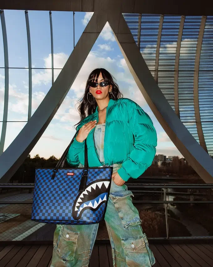MIDNIGHT MAGIC SHARKS IN PARIS Τσάντες Tote