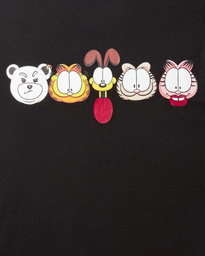 ΜΠΛΟΥΖΑ ΜΕ ΓΡΑΦΙΚΟ GARFIELD (ΜΑΥΡΟ)