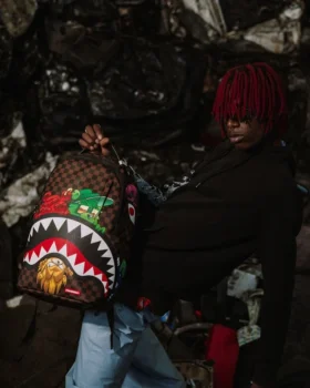 Σακίδια Πλάτης «SHARKS IN PARIS CHARACTERS SNEAKIN» (DLXV)