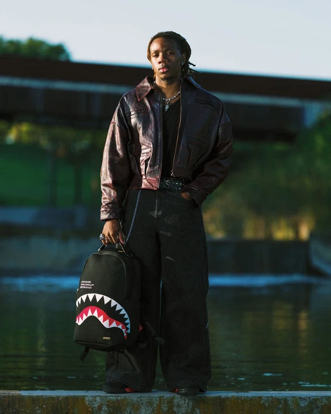 ΣΑΚΙΔΙΟ ΠΛΆΤΗΣ SHARK CENTRAL AEROFLEX