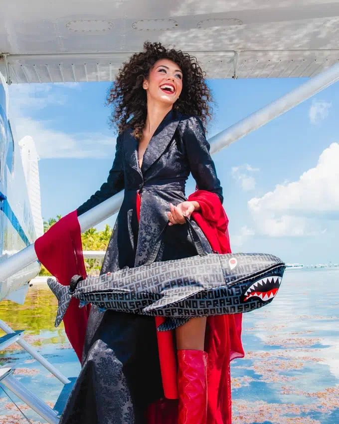 SHARKFINITY STEALTH PILOT Σάκος Ταξιδιού Σε Σχήμα Καρχαρία