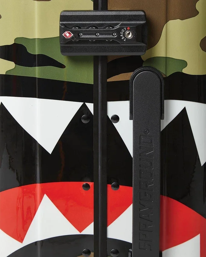 SHARKNAUTICS (Camo) 21,5” Αποσκευή