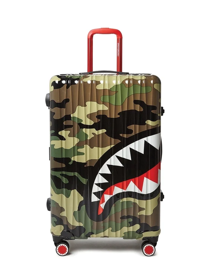SHARKNAUTICS (Camo) 29,5” Αποσκευή πλευρικού μεγέθους