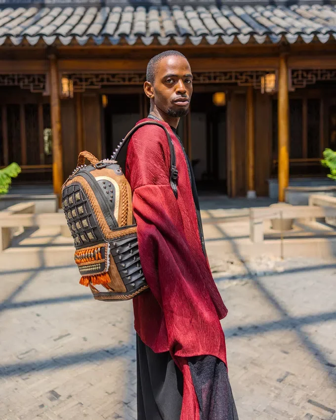 ΤΑ ΣΑΚΙΔΙΑ ΠΛΆΤΗΣ «MET JAPANESE SAMURAI ARMOR»