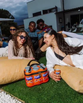 ΤΣΑΝΤΑ FANTA SIX-PACK-TASTIC