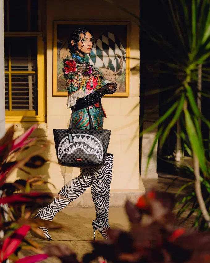 ΤΣΑΝΤΑ NOIR FANG TOTE