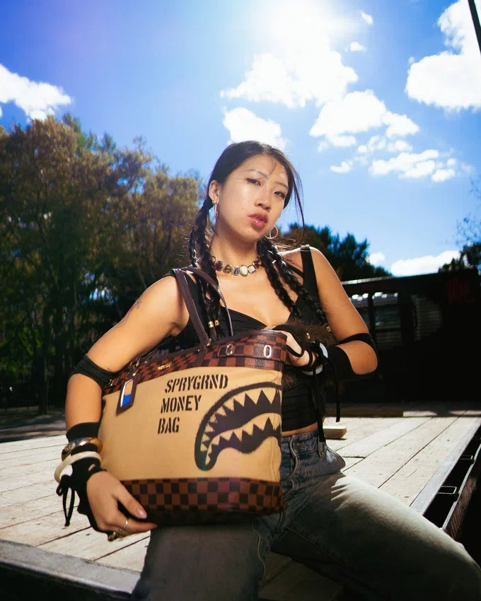 ΤΣΑΝΤΑ SPRAYGROUND Τσάντα Μετρητών Tote