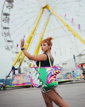 ΤΣΑΝΤΑ TOTE DREAMY TECHNICOLOR