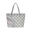 VANQUISH ΚΡΕΜ Τσάντες Tote